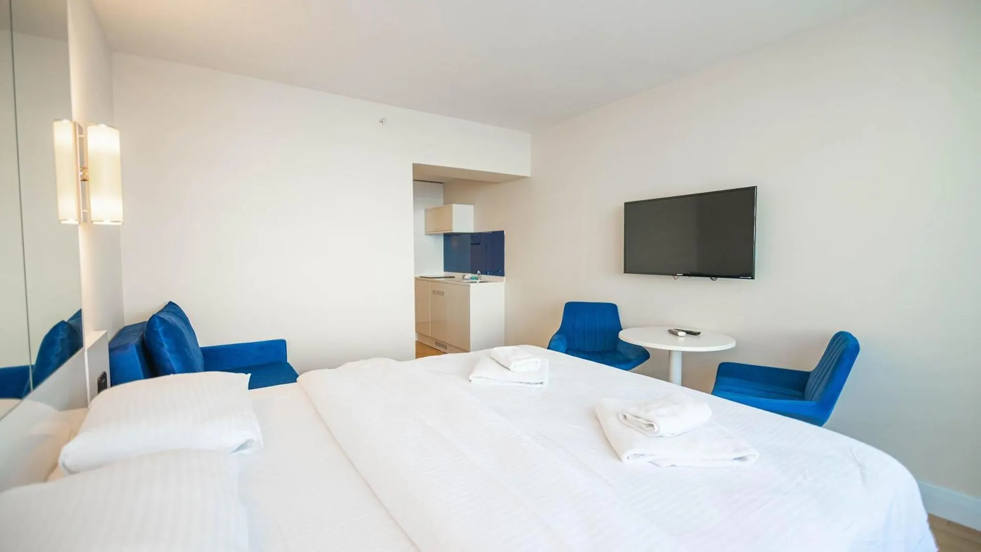 Apartment Studio With Balcony Near The Sea In Batumi - By Wehost