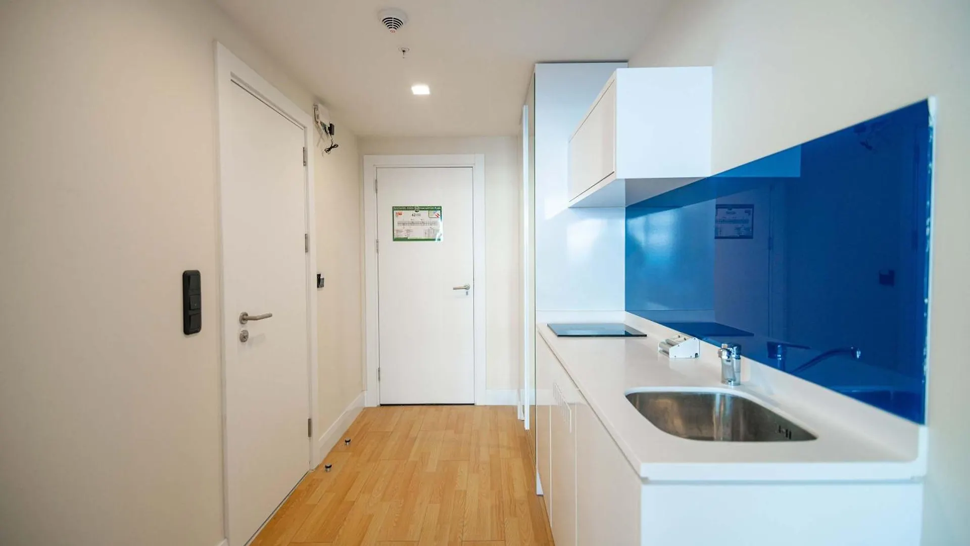 Apartment Studio With Balcony Near The Sea In Batumi - By Wehost